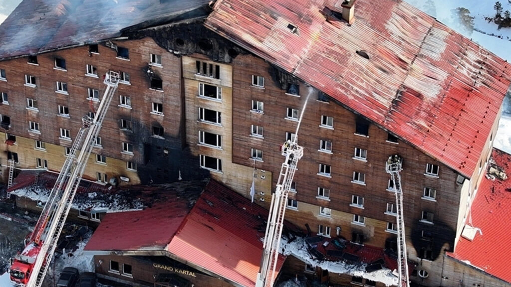 Grand Kartal Otel yangını davasında 12 sanık hakkında verilen kararların bozulması istendi